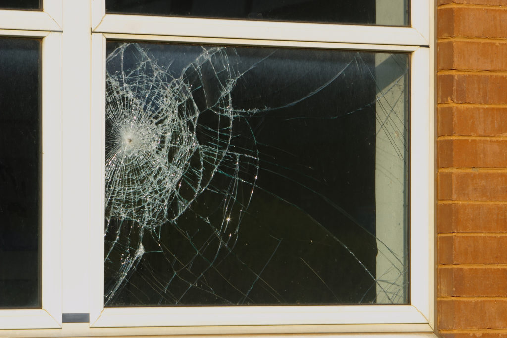 Home Window Repair Glass Replacement near Sterling Heights Michigan